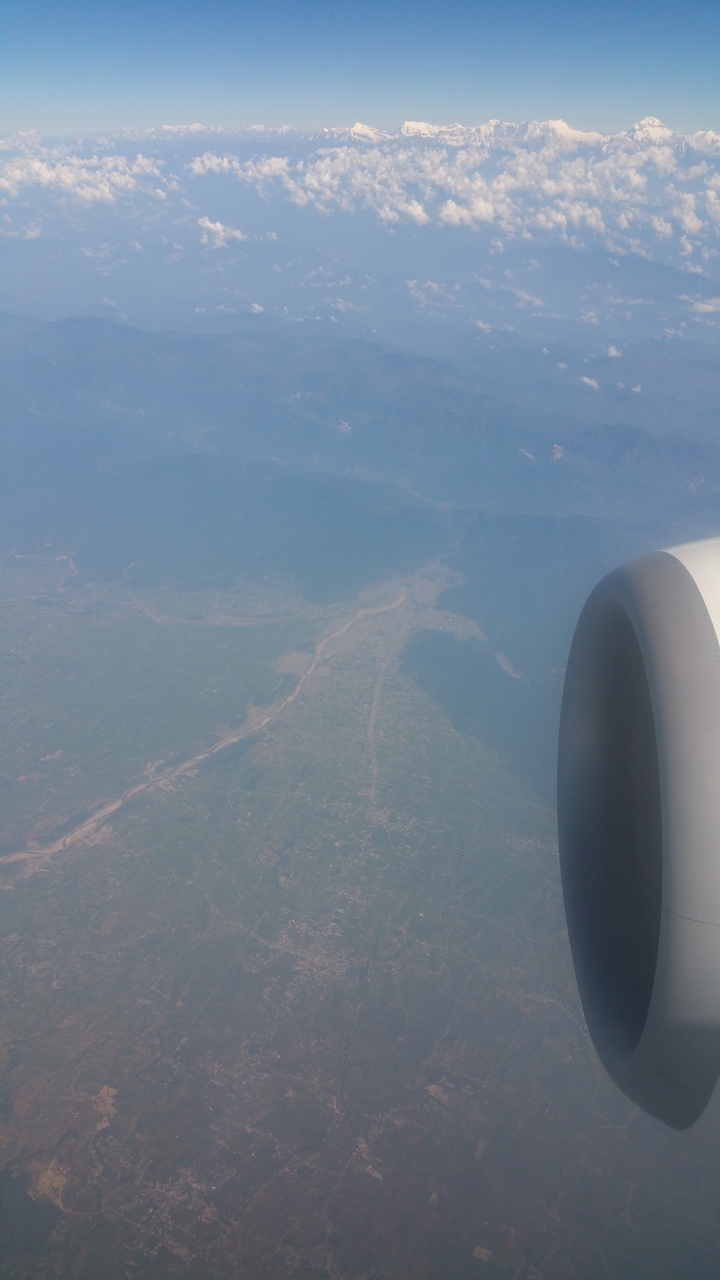 Letzter Rückblick auf die Dhaulagiri Gruppe.
