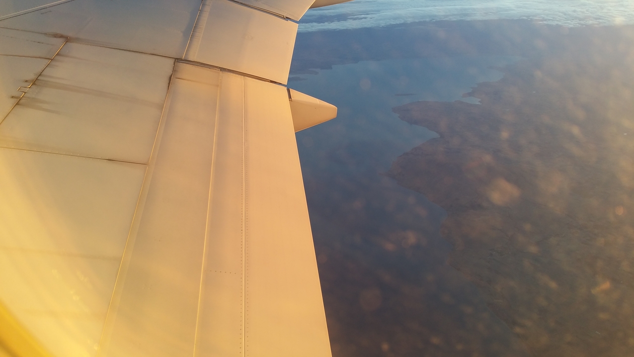 Der Van-See. Nur 10 km entfernt (nach unten) werden die Kurden unterdrückt. Was für eine Welt.
