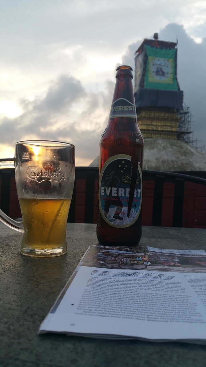 Vorbereitung auf den Transport und Aufstieg nach Ganyul.
