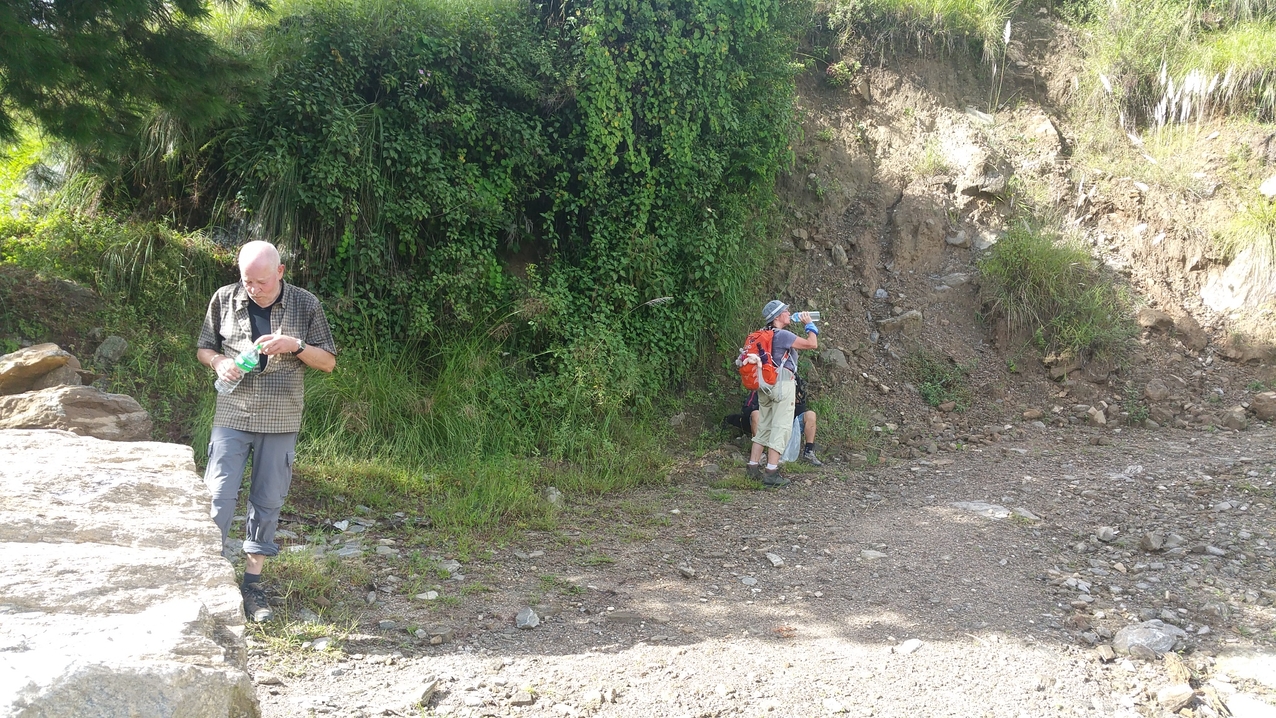 Beim Aufstieg von Timbu aus ist schon fast die Hälfte geschafft.
