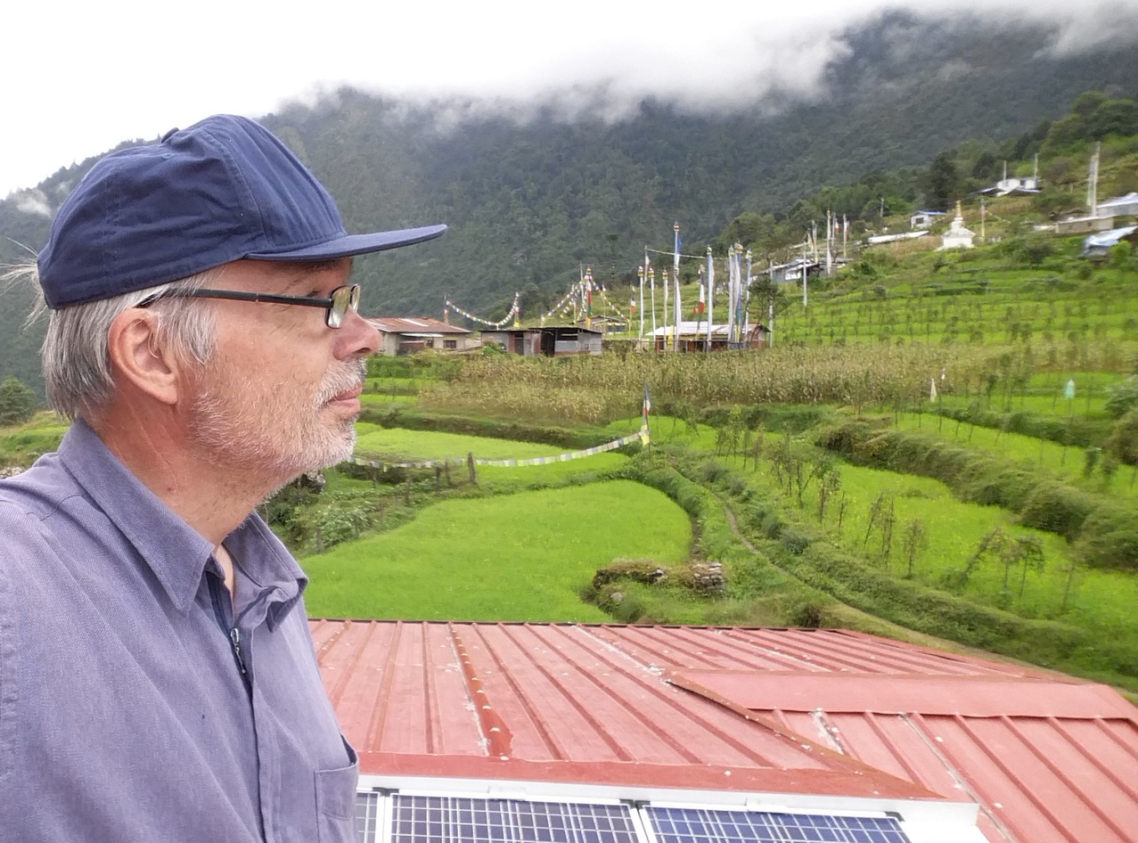 Auf dem Dach kann der Blick in die Ferne schweifen.
